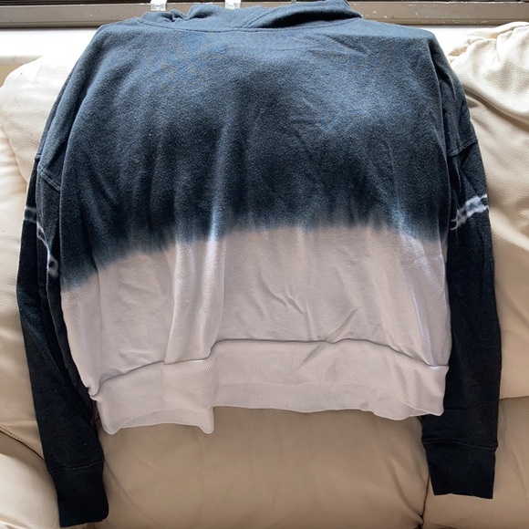 SO medium hoodie - Picture 2 of 4